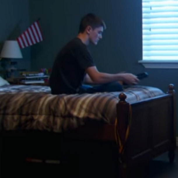 Boy's Soldier Father Died Defending Our Country, 15 Years Later, A Gift From The Past Surprises Everyone - picture 3