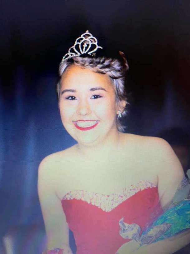 Brother honors his little sister’s dying wish by inviting her to prom – two days later, she passes away - picture 2