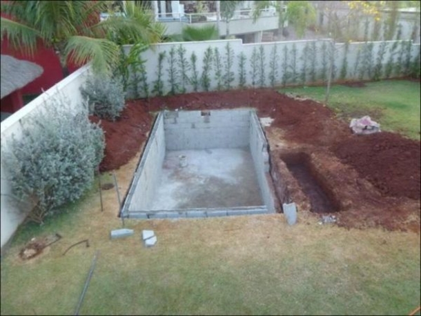 Build Your Very Own Swimming Pool Fast, Cheap, And Easy! Here's How... - picture 6