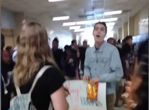 Bullied Teen Gets Rejected Right Before Homecoming. Moments Later, 13 Girls Confront Him - picture 4