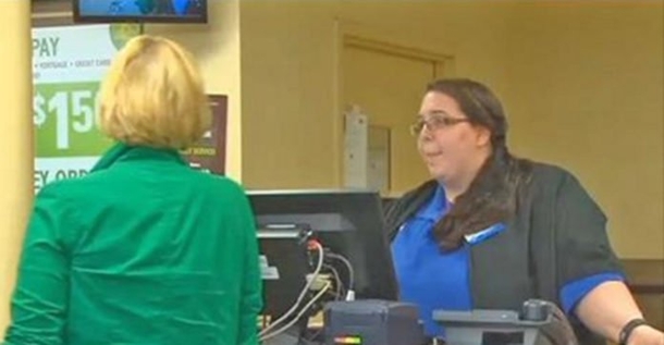 Cashier Spots Granny Making An Odd Purchase Then Realizes She’s In Big Trouble - picture 2
