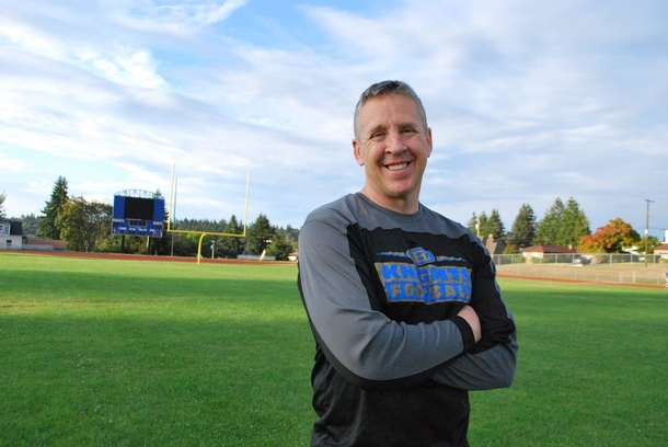 Coach Is Fired After Praying On Football Field, His Case Will Now Be Heard via The Supreme Court - picture 2
