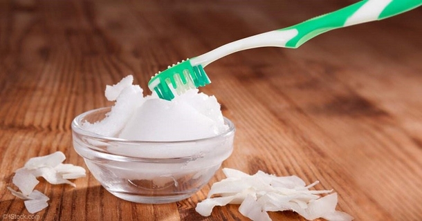 Coconut Oil: Great Way To Treat Nails, Hair And Teeth - picture 4