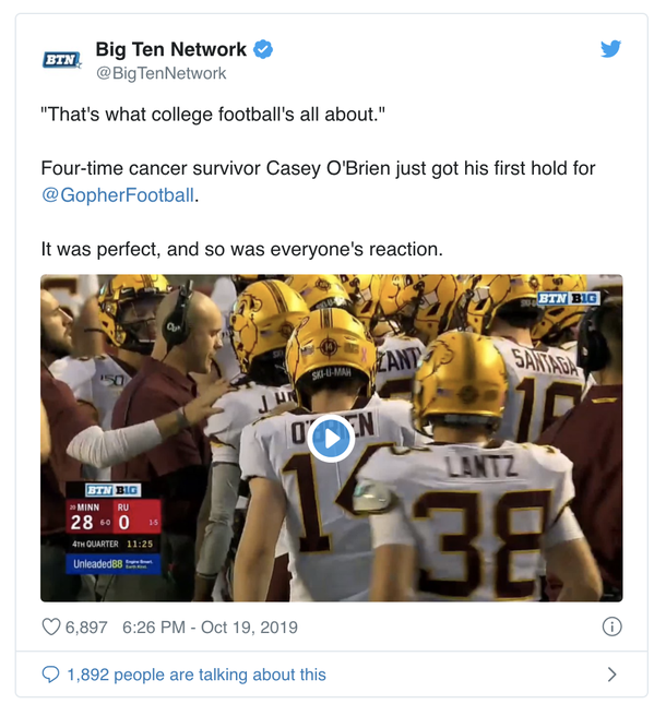 College football player survives and beats cancer for the fifth time in his life, let's celebrate his win! - picture 3