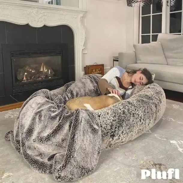 College students come up with these huge dog beds for humans and they’re a cozy dream come true - picture 6
