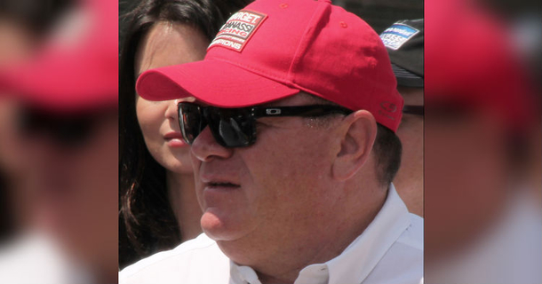 Company Owner Says He's Firing Anyone Who Will Not Stand For The National Anthem - picture 2