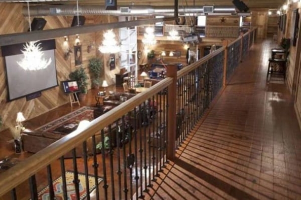 Company Transforms Bland Warehouses Into Lavish Getaways. Peek Inside And See The Result - picture 6