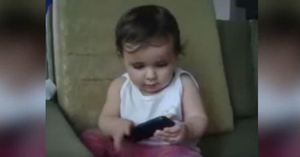 Confused Toddler Realizes Daddy Is On The Phone, How She Responds Has Mom Beside Herself - picture 2
