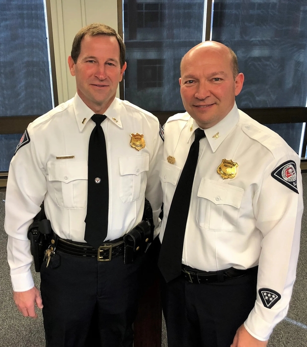 Cop helps a homeless man reunite with family who lives 350 miles away - picture 5