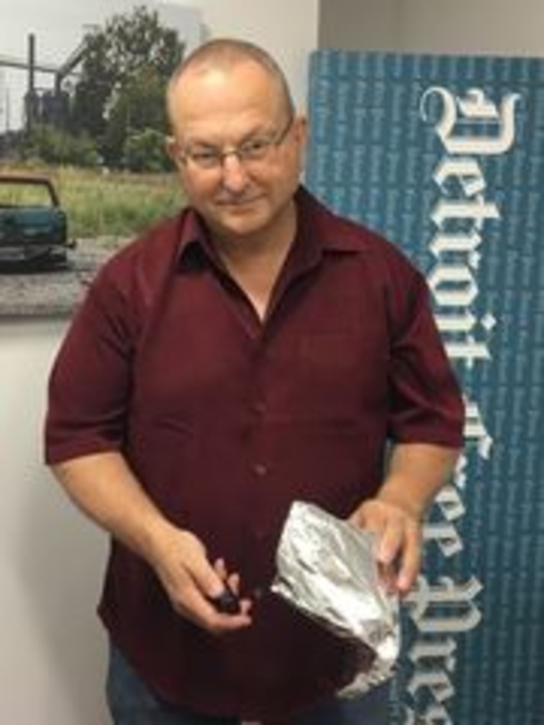 Cops Demanding Drivers To Wrap Their Car Keys In Aluminum Foil To Prevent The Latest Scam - picture 2