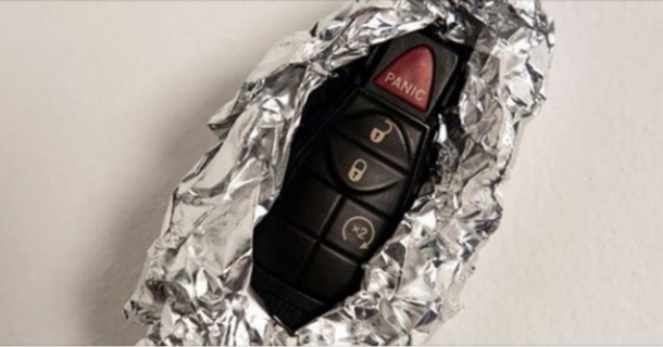 Cops Demanding Drivers To Wrap Their Car Keys In Aluminum Foil To Prevent The Latest Scam - picture 4