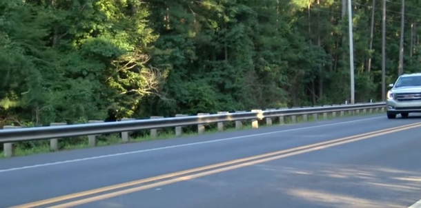 Cops Rush To The Scene Of An Abandoned Toddler On The Side Of The Road. Then They Discover He’s Not Alone - picture 2