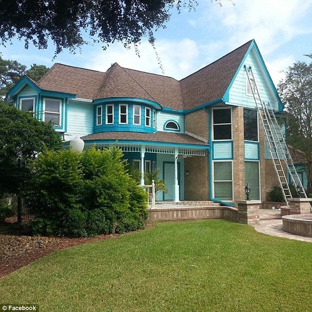 Couple Gets Death Threats Over Color They Painted Their Home (Photos) - picture 4