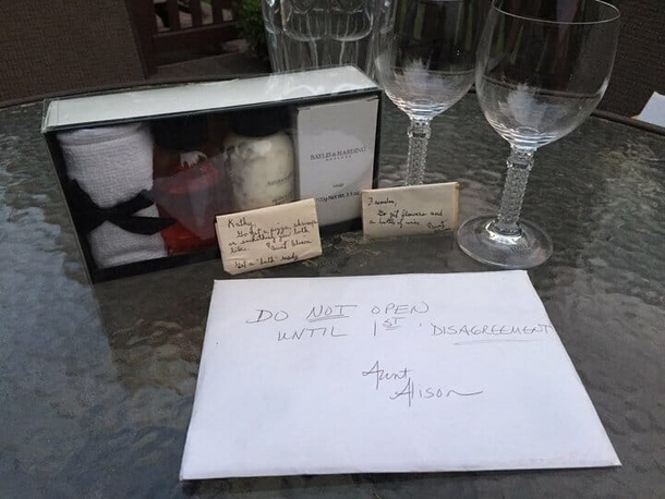 Couple Opens Wedding Gift 9 Years After Receiving It, Aunt Tells Them Not To Open It - picture 9