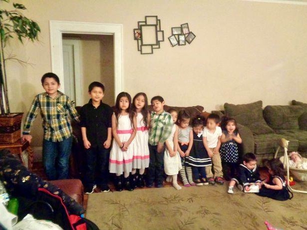 Couple with 16 kids is pregnant yet again – they have 3 sets of twins but still want more - picture 2