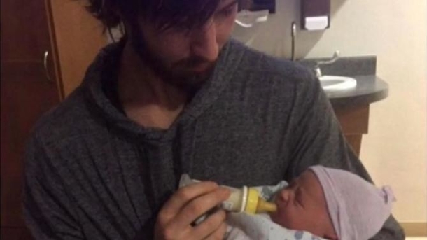 Court Forces Man To Give Up His Newborn Baby For Just One Tiny Reason - picture 2