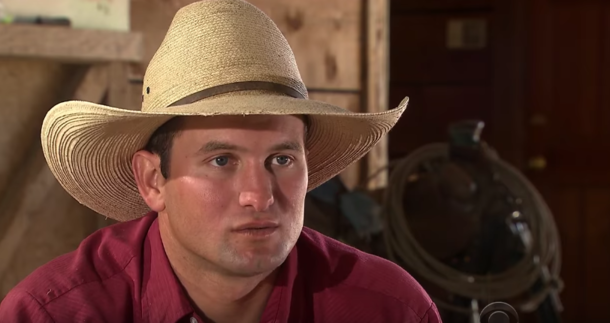 Cowboy Hears Woman Scream When Thief Robs Her, Proceeds To Lasso Thief In Parking Lot - picture 3