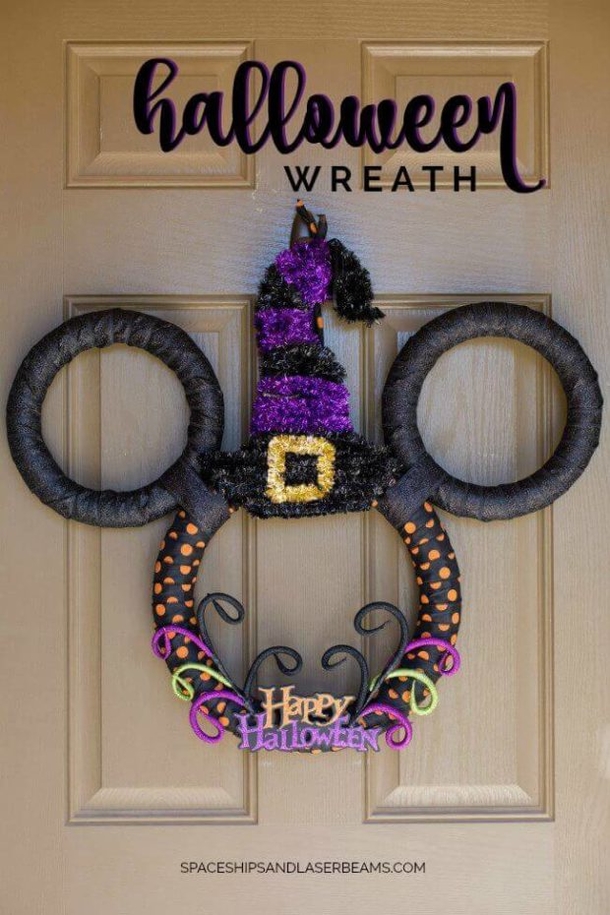 Crafty Halloween Wreaths Ideas & Projects For This Year - picture 9
