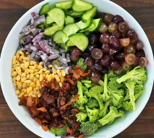 Creamy Broccoli Grape Salad That's as Healthy as It Is Delicious - picture 2