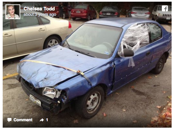 Customer Has Waitress Meet Him in Parking Lot. But Then He Points to Pile of Junk Blue Car - picture 3
