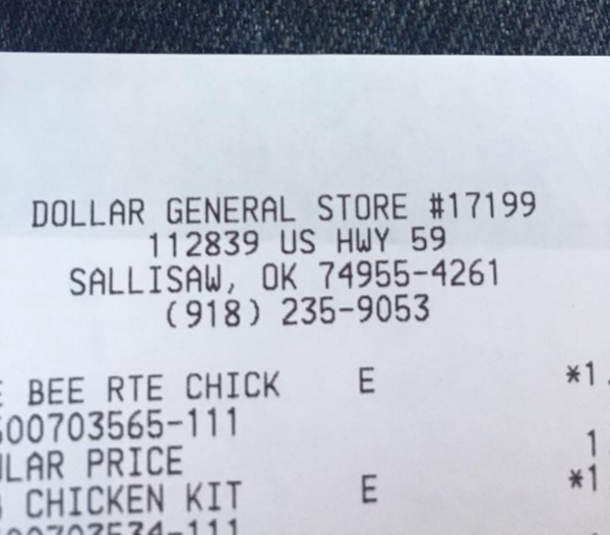 Customers Watch In Horror As Man’s Card Is Declined, Then Cashier Reaches Across The Counter - picture 3