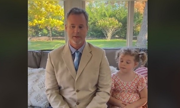 Cute Little Girl Interrupts Father’s Fake Interview To Expose A Hilarious Truth - picture 2