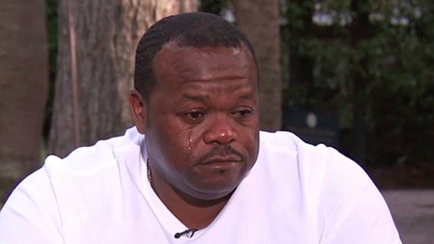 Dad Crushed After Learning Disturbing Truth About His 18-Year-Old Daughter - picture 2