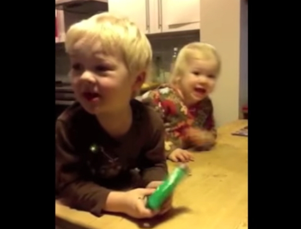Dad Gives His Kids "Worst Christmas Gifts Ever". Their Responses Are Warming Heart All Over The Internet - picture 2