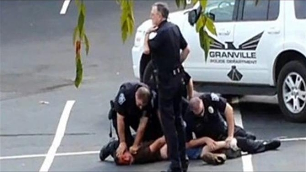 Dad Going To Park With Kids Arrested For Being Drunk - Cops Fail To Notice One Thing (Video) - picture 2