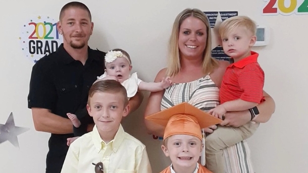 Dad of four loses life after rescuing two of his young kids from strong rip current at Florida beach - picture 3
