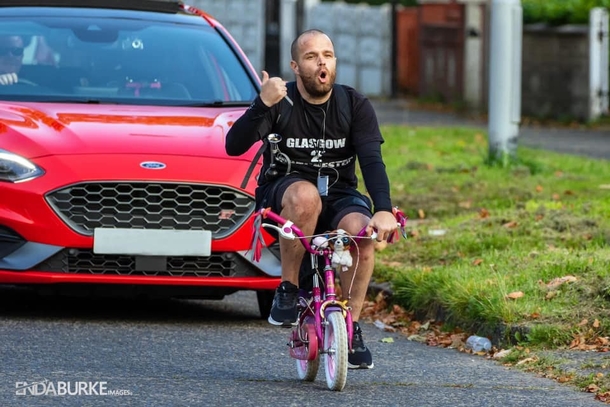 Dad of two little girls rides pink bicycle for 6 days, to raise money for charity - picture 2