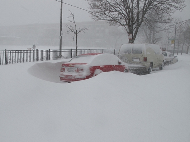 Dad Removes Snow From Car But Overlooks Deadly Mistake. Experts Issue Warning That Could Save Your Life - picture 4