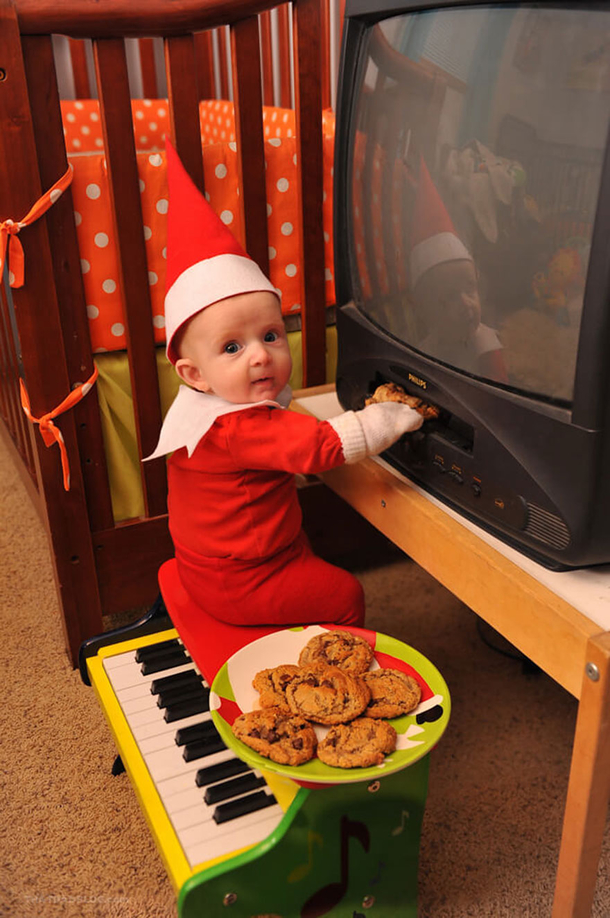 Dad Turns His Baby Into A Real-Life ‘Elf On A Shelf’ And The Results Are Adorable - picture 10