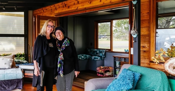 Daughter designs beautiful elderly-friendly home for Mother who needed independence in her own private space - picture 2