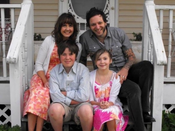 Daughter Dies Suddenly, Then Mom And Dad Find Her Secret Note. What It Says? They're SHOCKED! - picture 2