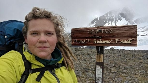 Deaf hiker falls 700 feet, but when she's found, she isn’t alone - picture 2