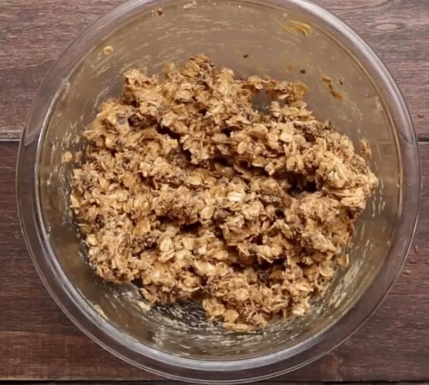 Delicious Peanut Butter Protein Bites Recipe You Won't Believe Exist! - picture 2