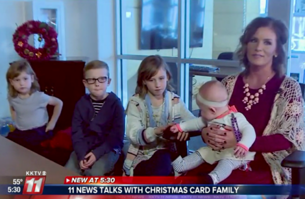 Deployed Airman’s Wife Bursts Into Tears Once She Spots What's Inside This Christmas Photo (Photos) - picture 2