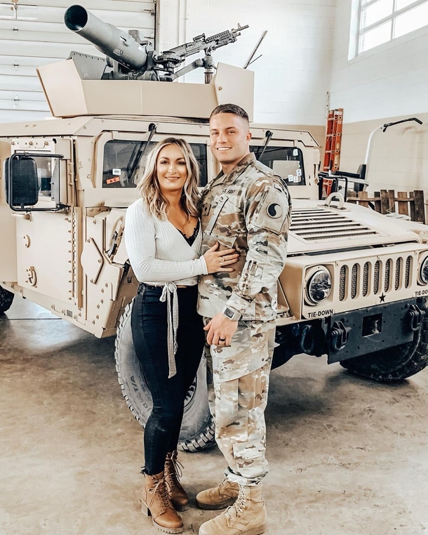 Deputy rescues his wife by pushing her out the way of crash – after 23 days in coma he just woke up - picture 2