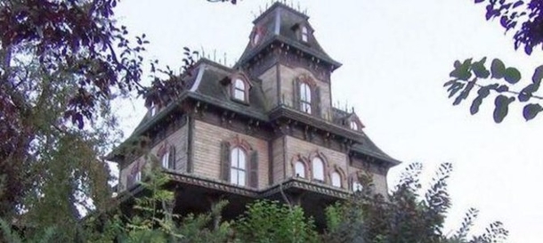 Disneyland Haunted House Is Shut Down After Officials Make A Disturbing Discovery - picture 2