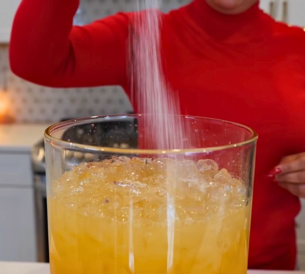 DIY Grapefruit And Cranberry Drink Packed With Flavor! (Recipe) - picture 2