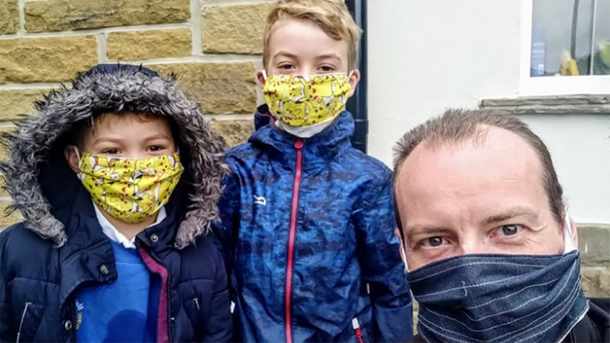 Doctor working on pandemic frontline runs 22 miles in a mask to prove they don’t affect oxygen levels - picture 4