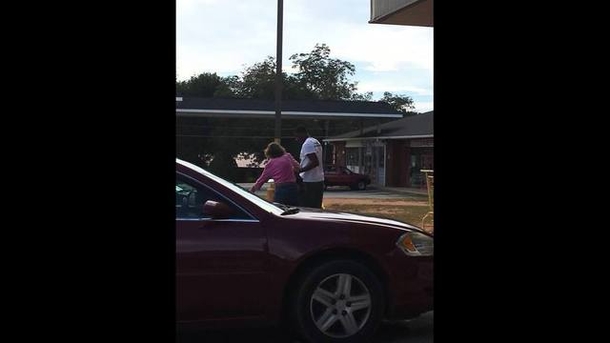 Dollar Store Shopper Notices Teen Coming Up Behind Old Woman, Can't Believe What Happens Next - picture 4