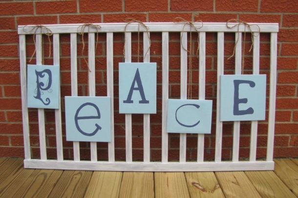 Don’t Throw Out That Old Crib! Here Are 11 Brilliant Ways to Reuse It! - picture 3