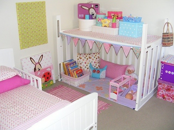 Don’t Throw Out That Old Crib! Here Are 11 Brilliant Ways to Reuse It! - picture 5