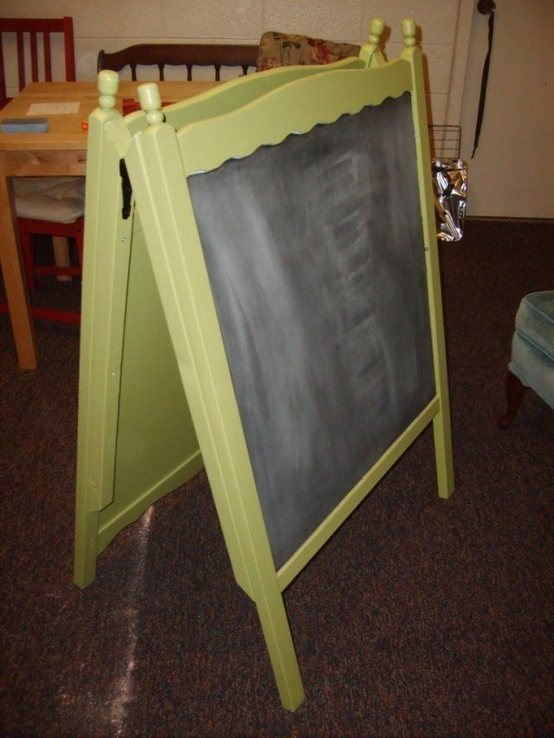 Don’t Throw Out That Old Crib! Here Are 11 Brilliant Ways to Reuse It! - picture 6