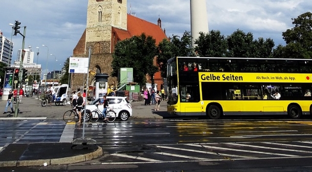 Dozens Of People Lift Bus To Rescue Man Trapped Under Wheel - picture 2