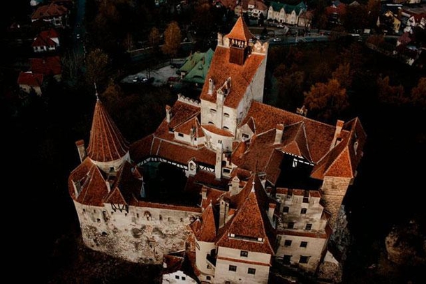 Dracula's Castle Is Up For Sale And It Is Pretty Amazing - picture 2