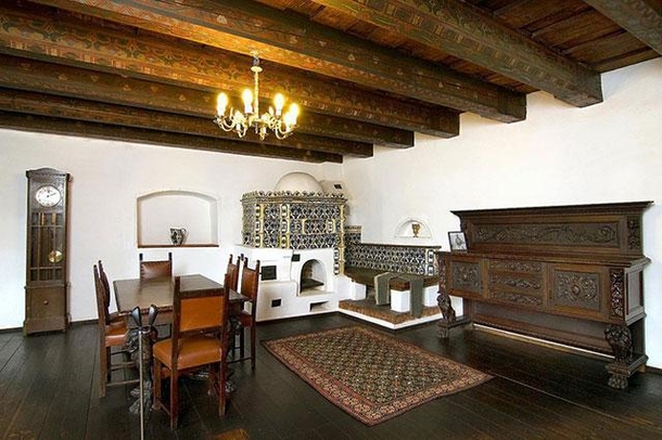 Dracula's Castle Is Up For Sale And It Is Pretty Amazing - picture 20