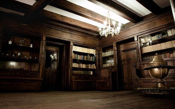Dracula's Castle Is Up For Sale And It Is Pretty Amazing - picture 3